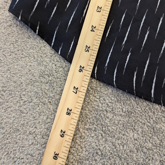 Kensie Large Charcoal Black and White Abstract Stripe Long Sleeve Blouse L - Picture 10 of 10